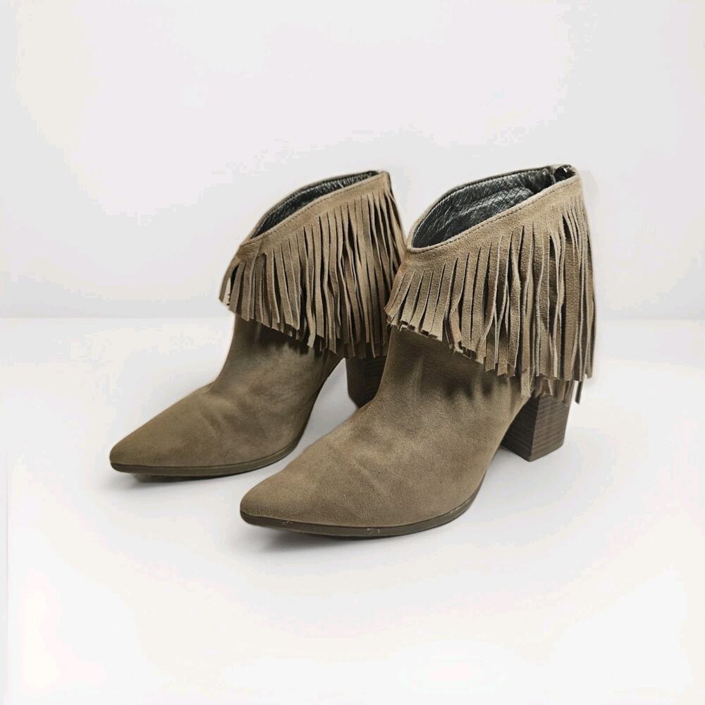 Kenneth Cole Reaction Pull Ashore Fringe Boots‎ Almond Suede Ankle Boots Sz 9 M